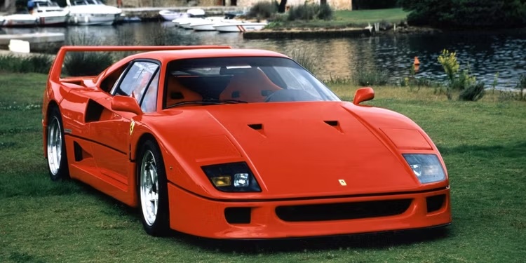 Najlepšie autá s motorom V8